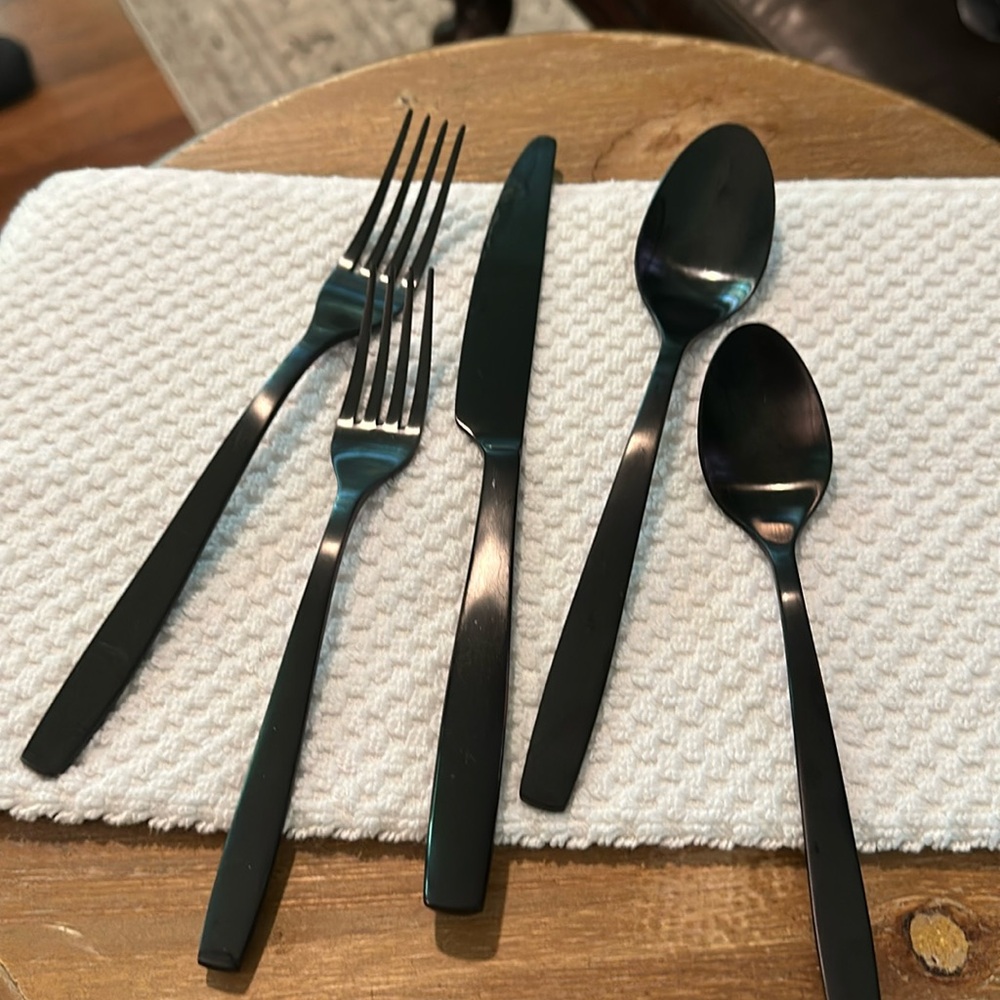 π΄4, 8 or 12 Piece Set(s) of Hearth & Hand Magnolia Matte Black Flatware π΄ - Picture 11 of 14